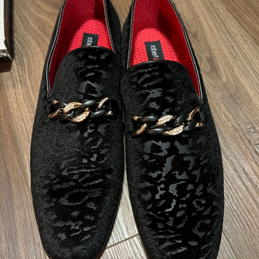 Men’s shoe size 13. Robert David brand. Like new